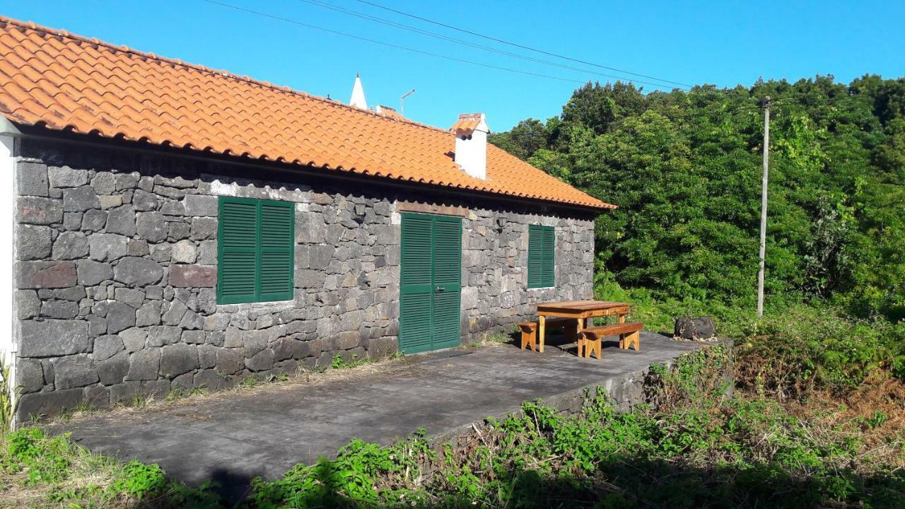 Azores Hibiscus House - Mountain And Sea São Roque do Pico Exterior foto